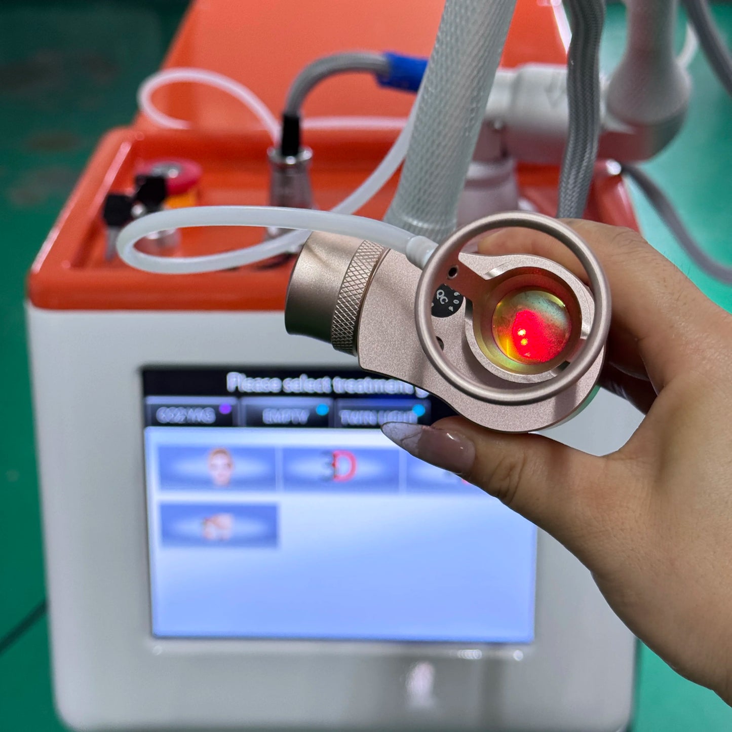 60W Fractional CO2 Laser Skin Resurfacing Machine Acne Scar Removal Treatment Vaginal Tightening Equipment Portable Salon Use